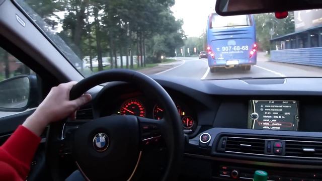 РУКИ У РУЛЯ АВТОКОРАБЛЯ