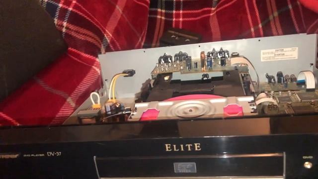 Pioneer DV-37 DVD Player Muestra смотреть онлайн