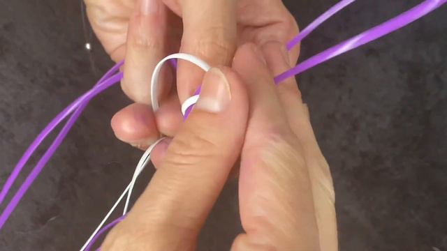 How to make the Guitar for Lanyard Boondoggle Scoubidou part 1 смотреть онлайн