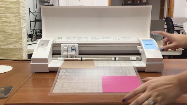 Cut Two Types of Vinyl in One Pass With the Silhouette Cameo 3! смотреть онлайн