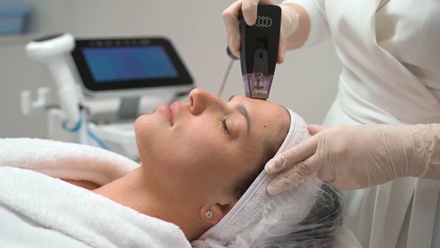 Микроигольчатый RF-лифтинг Morpheus 8 смотреть онлайн