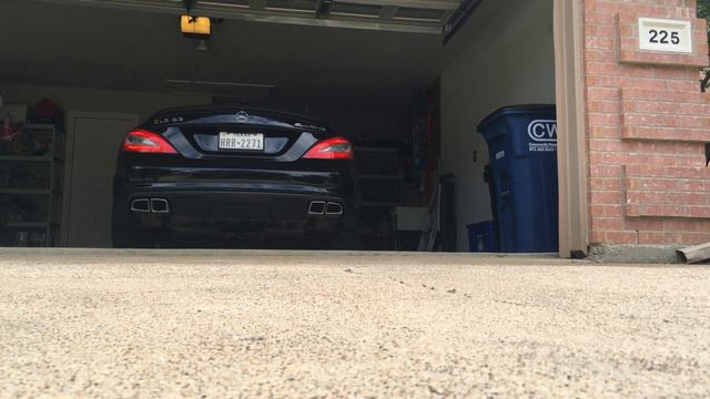 CLS63 AMG S With Downpipes, X-pipe And Stock Mufflers
