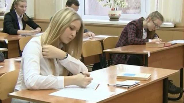 Ярославские 11-классники писали сочинение, смотреть онлайн