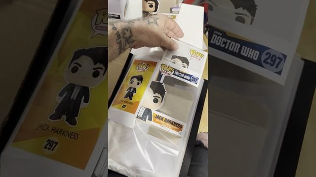 How to Flat Pack Funko Pops for Comic Cons #shorts смотреть онлайн