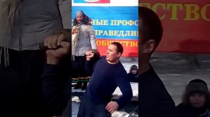 Поднятие гири 32 кг UA4FKT на Масленицу 2014 г Пенза "Чистые пруды"