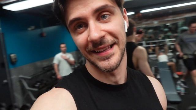 АДСКАЯ ТРЕНИРОВКА ГРУДНЫХ В НЬЮ-ЙОРКЕ / ПАМПУ НЕТ ПРЕДЕЛА смотреть онлайн