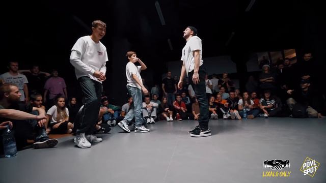 Bars & Boomer vs Leo & Clever | ROUND 1 LOCALS ONLY #4 PDVL SPOT смотреть онлайн