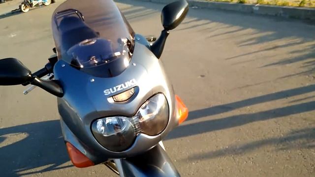Suzuki Katana 750
