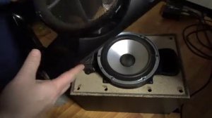 Как разобрать клееные колонки Samsung