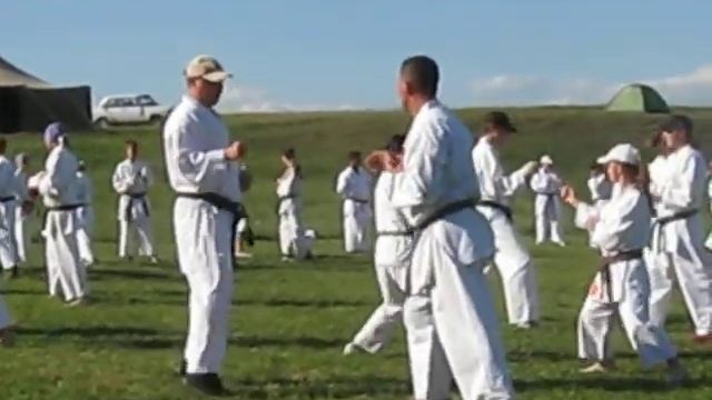 фрагмент тренировки, проводит Фомиряков Дмитрий 2.avi