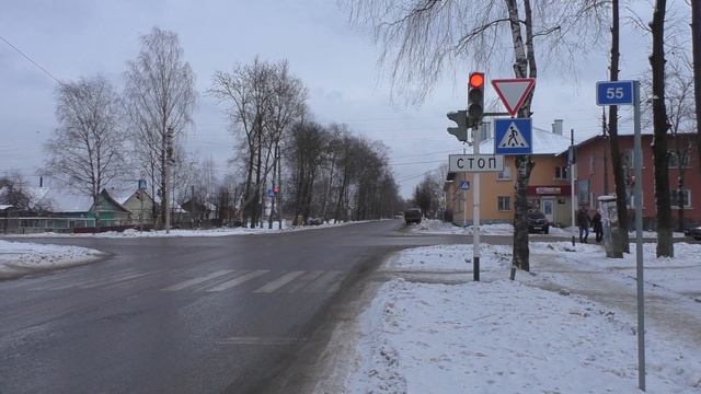 Новогодний город Остров 2021. Поезда, автобусы, прогулка по городу смотреть онлайн