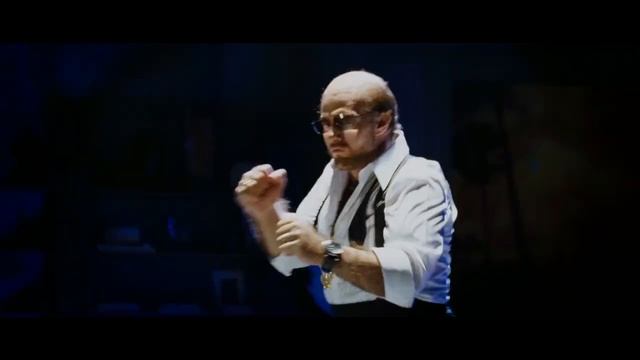 James McAvoy - "Hedwig" - "Split" vs. Tom Cruise - "Les Grossman" - "Tropic Thunder" смотреть онлайн