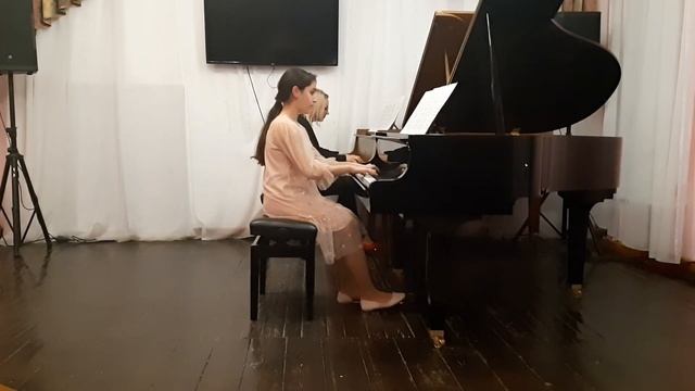 У.Гиллок "На бульваре Парижа" исп. Аширова Сабрина (11 лет) - Худова Е.С. смотреть онлайн