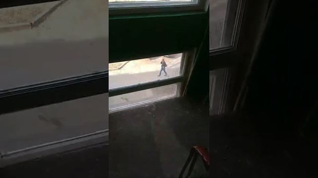 Ремонт окон в подъезде жилого дома в Волгограде смотреть онлайн