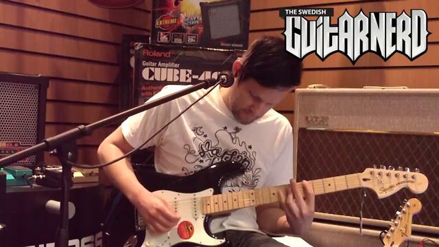 Squier Standard Stratocaster vs Fender Standard Stratocaster comparison смотреть онлайн