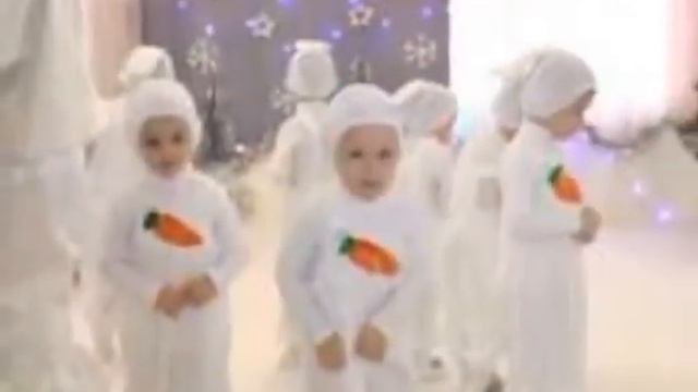 Пляска зайчиков смотреть онлайн