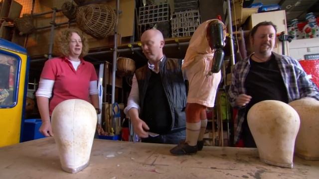 Drew Finds Hidden Treasures At St. Mary's School | Salvage Hunters | Trade Off смотреть онлайн