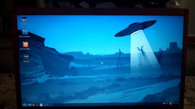 Jugando en un Intel Atom con Loc-OS Linux y 2GB de Ram смотреть онлайн