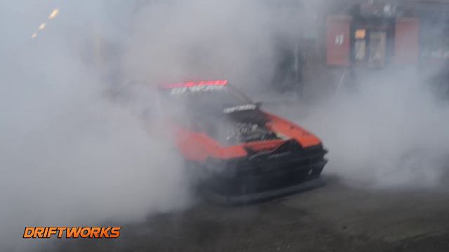 Driftworks DW86 Drift Car - Burnout and Fire смотреть онлайн