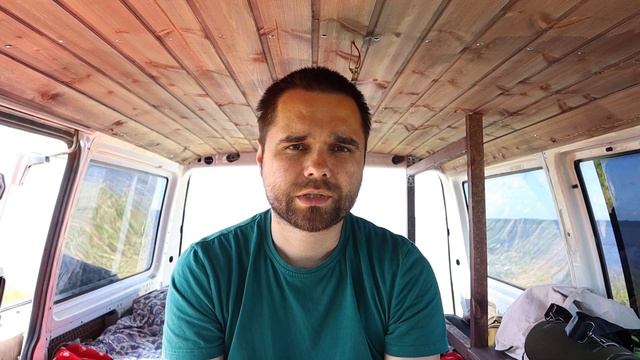 Первая ночевка в бусе VW T4: второй шаг к Van Life. Стройка автодома в самом разгаре.