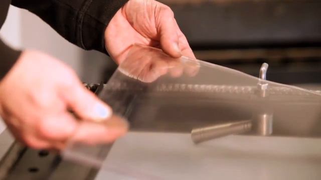 Replacing the Glass | ESSE Stove смотреть онлайн