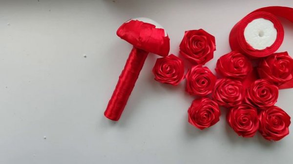 Свадебный букет из роз из атласной ленты своими руками