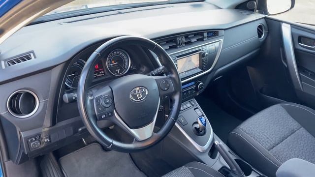Toyota Auris 2014
