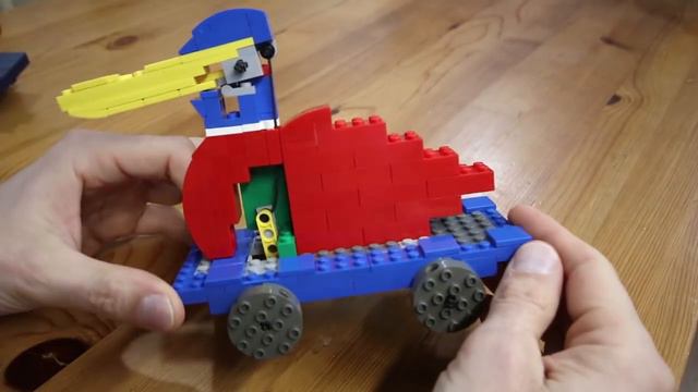 Classic LEGO Duck Pull Toy смотреть онлайн