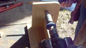 Приспособа для проточки якоря.