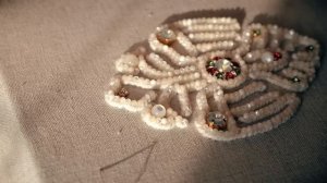 Вышиваю в технике сажение по бели || Жемчужная вышивка || Старинная русская вышивка