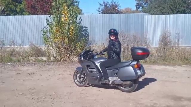 ST 1100 смотреть онлайн