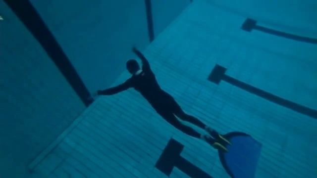 Фридайвинг: изящество моноласты