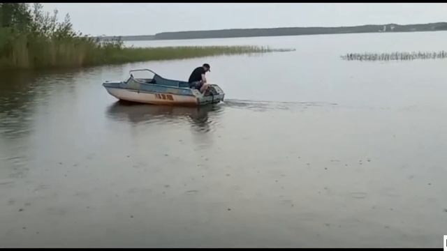 Ручной мотор на лодке Неман ч.1 смотреть онлайн