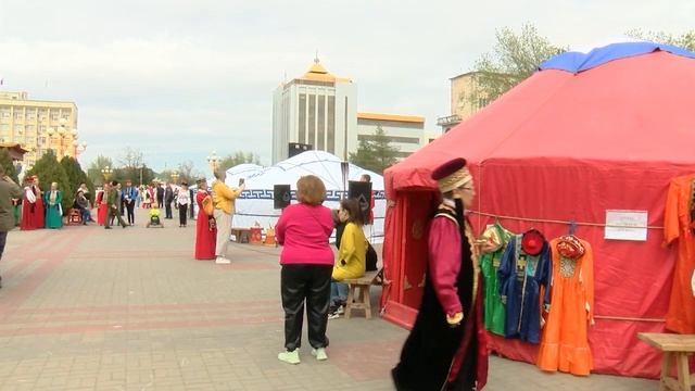 Туристы из разных регионов страны высоко оценивают гостеприимство Калмыкии смотреть онлайн