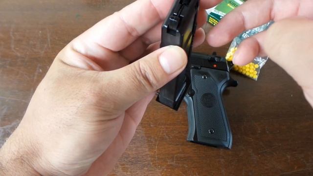 Unboxing Pistola Airsoft Kwc M92 Beretta - Muito Barata + 230fps ? смотреть онлайн