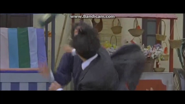 Jackie Chan - superman Out смотреть онлайн