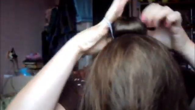Прическа пучок при помощи носка. смотреть онлайн