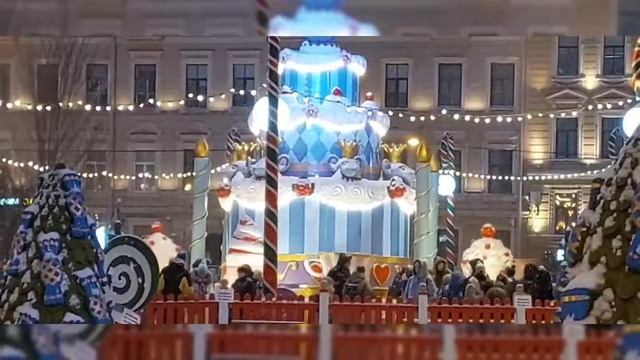 Рождество в Санкт-Петербурге на Манежной. Ярмарка Christmas fair at Manezhnaya in St. Petersburg смотреть онлайн