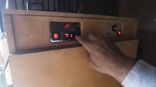 Коптим По Горячему. Белуга + стерлядь = Бестер. смотреть онлайн