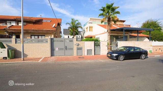 The Unique Atmosphere of the ASHDOD MARKET and A Walk through the Streets of the City смотреть онлайн