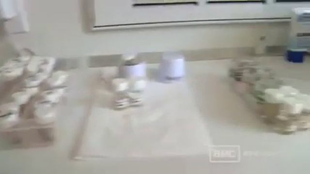 Как гримируют глаза зомби