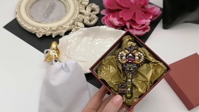 АВТОРСКИЕ БРОШИ И ТОМ О СЕМ. смотреть онлайн