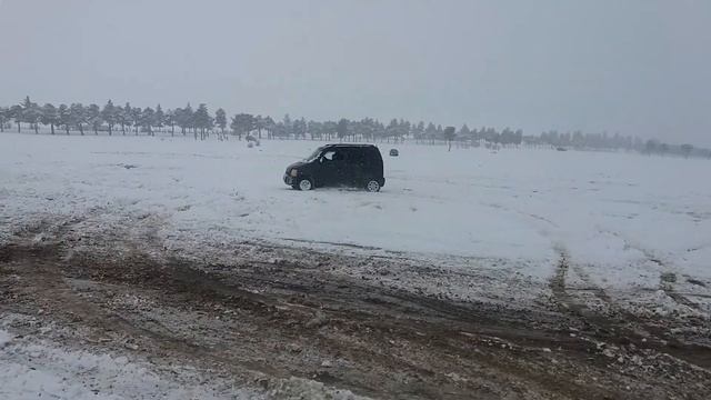 Suzuki Vagon R+ 4x4 Snow