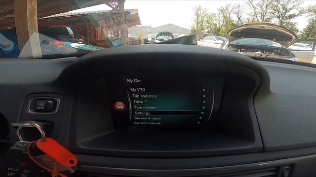 How to Perform System Factory Reset in VOLVO V70 III ( 2007 – 2016 ) - Factory Settings смотреть онлайн