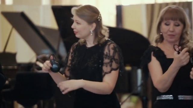 Кастаньеты. B.Sartius - Java Du Luis. Castañuelas de Concierto - Escuela María Moya. смотреть онлайн