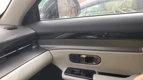 Jetour Dashing (Джетур Дашинг). Показания температуры за бортом вне зависимости от комплектации.