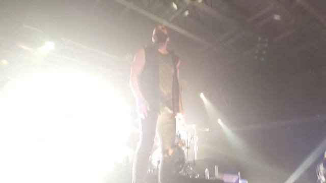 Skillet /Rise смотреть онлайн