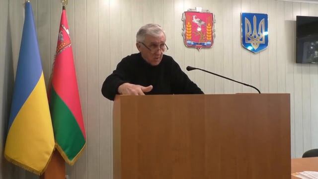 Породы пчел или все таки местная ? Зимовка в двух или одном корпусе? Потрава пчел. смотреть онлайн