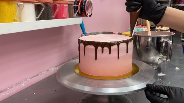 I STABBED the cake AGAIN | Real Time Cake Decorating смотреть онлайн