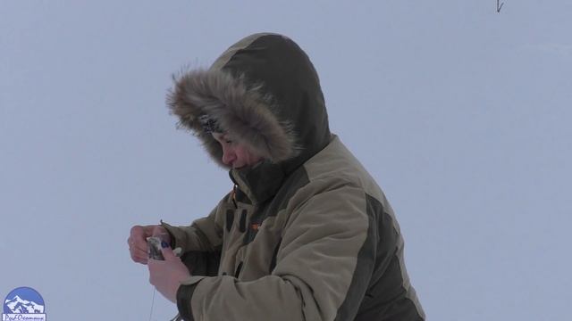 Зимняя рыбалка 2019 с племяшом Рабочий балансир Lucky John. смотреть онлайн
